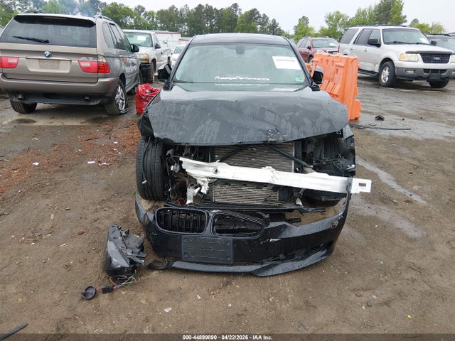 2013 Bmw 328i მანქანა იყიდება აუქციონზე, vin: WBA3A5G50DNP19571, აუქციონის ნომერი: 44899890