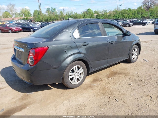 1G1JC5SG4F4114872 Chevrolet Sonic Lt Auto