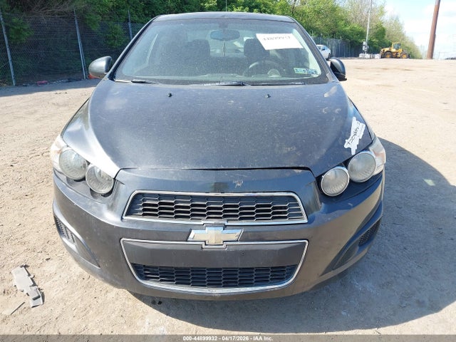 1G1JC5SG4F4114872 Chevrolet Sonic Lt Auto
