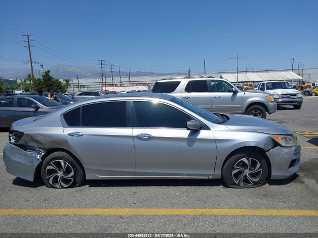 Продаж на аукціоні авто 2017 Honda Accord Lx, vin: 1HGCR2F38HA226049, номер лоту: 44899933