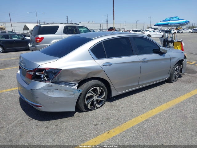 Продаж на аукціоні авто 2017 Honda Accord Lx, vin: 1HGCR2F38HA226049, номер лоту: 44899933
