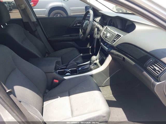 Продаж на аукціоні авто 2017 Honda Accord Lx, vin: 1HGCR2F38HA226049, номер лоту: 44899933