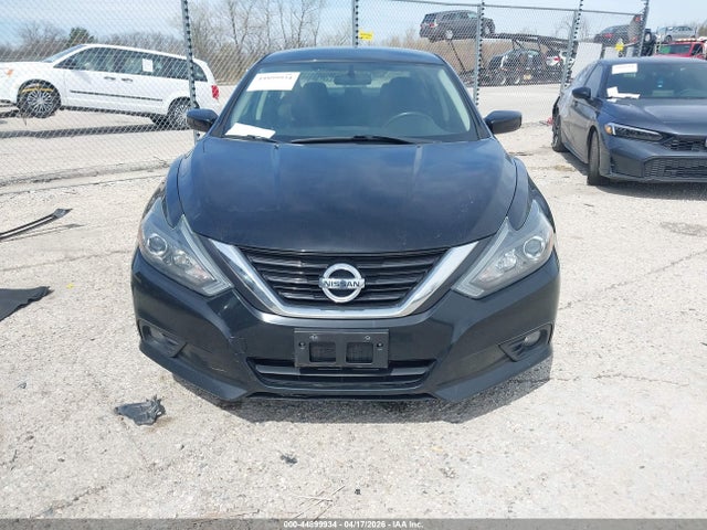 Продажа на аукционе авто 2018 Nissan Altima 2.5 Sr, vin: 1N4AL3AP8JC125858, номер лота: 44899934