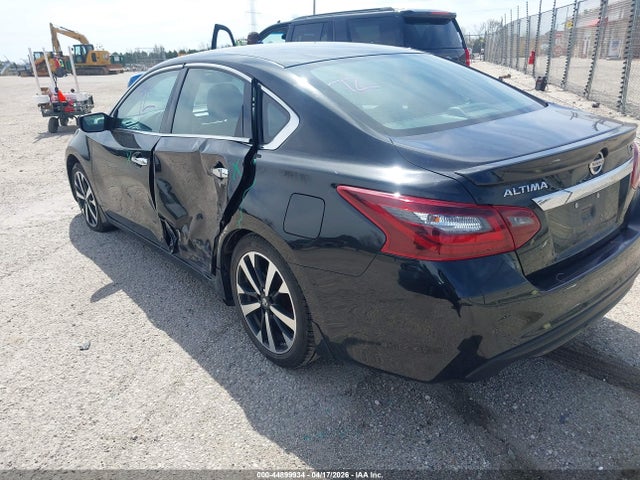 Продажа на аукционе авто 2018 Nissan Altima 2.5 Sr, vin: 1N4AL3AP8JC125858, номер лота: 44899934