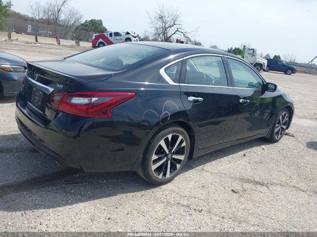 Продажа на аукционе авто 2018 Nissan Altima 2.5 Sr, vin: 1N4AL3AP8JC125858, номер лота: 44899934