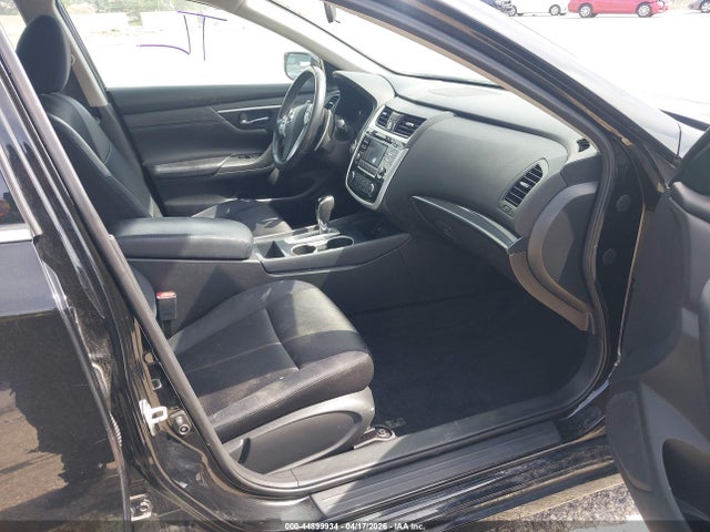 Продажа на аукционе авто 2018 Nissan Altima 2.5 Sr, vin: 1N4AL3AP8JC125858, номер лота: 44899934