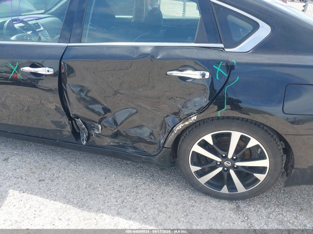 Продажа на аукционе авто 2018 Nissan Altima 2.5 Sr, vin: 1N4AL3AP8JC125858, номер лота: 44899934