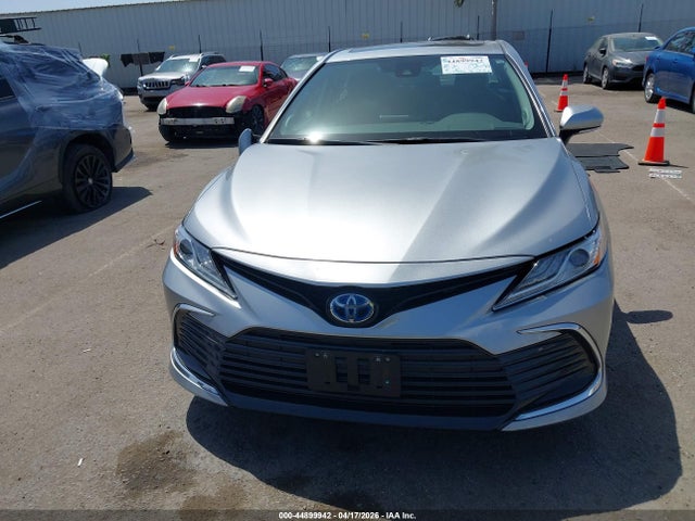 2024 Toyota Camry Hybrid Xle მანქანა იყიდება აუქციონზე, vin: 4T1F31AK6RU627410, აუქციონის ნომერი: 44899942