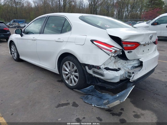 Продаж на аукціоні авто 2018 Toyota Camry Le, vin: JTNB11HK7J3021358, номер лоту: 44899960