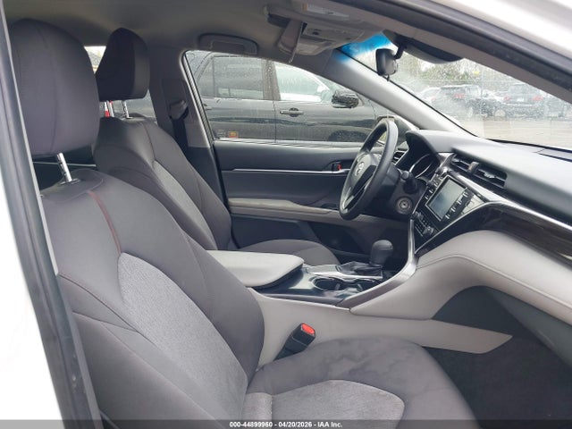 Продаж на аукціоні авто 2018 Toyota Camry Le, vin: JTNB11HK7J3021358, номер лоту: 44899960
