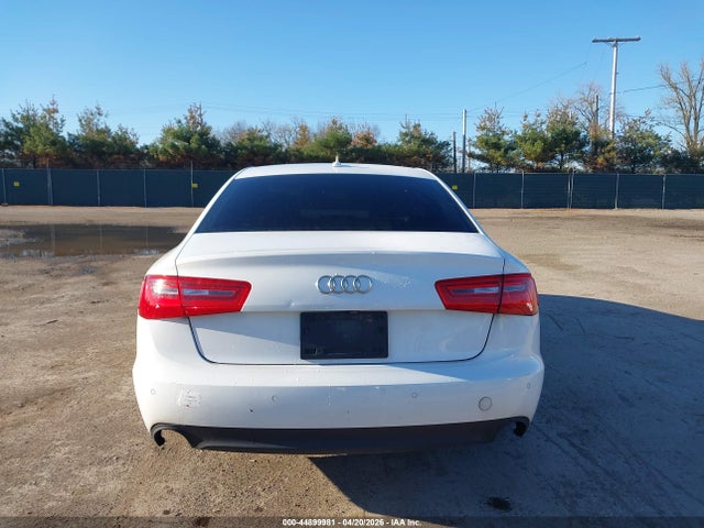 2013 Audi A6 3.0t Premium მანქანა იყიდება აუქციონზე, vin: WAUGGAFC4DN014362, აუქციონის ნომერი: 44899981