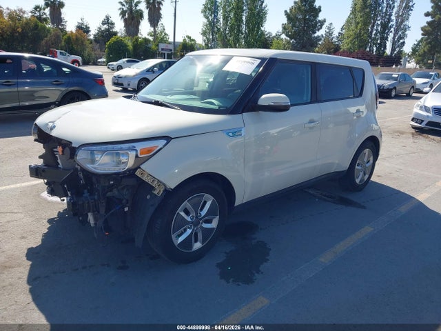 KNDJP3AE2J7033120 KIA SOUL EV