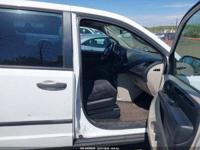 2014 Dodge Grand Caravan American Value Pkg მანქანა იყიდება აუქციონზე, vin: 2C4RDGBG1ER462188, აუქციონის ნომერი: 44899999