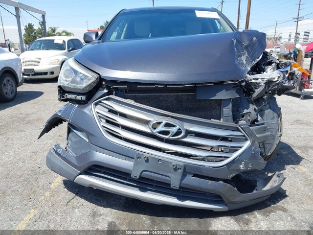 5XYZTDLB2JG568992 Hyundai Santa Fe Sport 2.4l