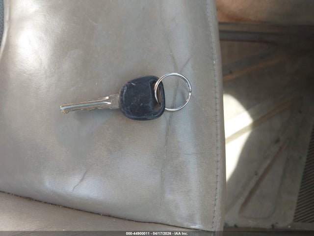 44900011 :رقم المزاد ، 1GYEE637280115241 vin ، 2008 Cadillac Srx V6 مزاد بيع