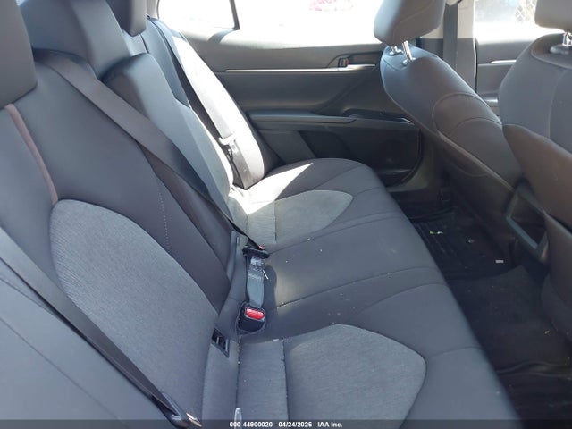 44900020 :رقم المزاد ، 4T1B11HKXKU809532 vin ، 2019 Toyota Camry Le مزاد بيع