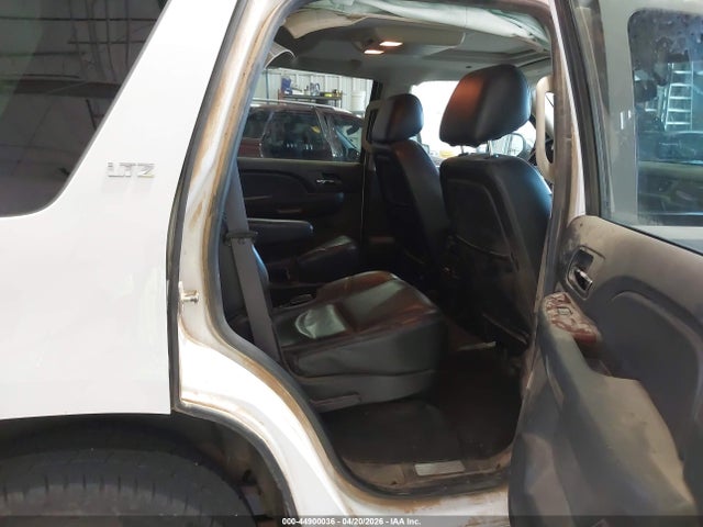 44900036 :رقم المزاد ، 1GNSKCE07DR330837 vin ، 2013 Chevrolet Tahoe Ltz مزاد بيع
