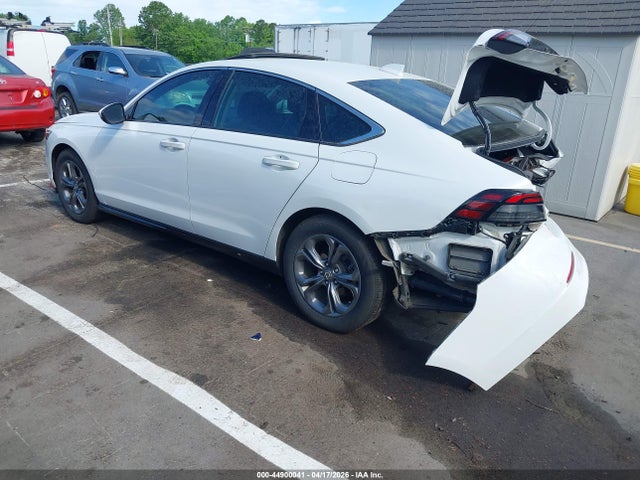 44900041 :رقم المزاد ، 1HGCY2F60PA015844 vin ، 2023 Honda Accord Hybrid Ex-l مزاد بيع