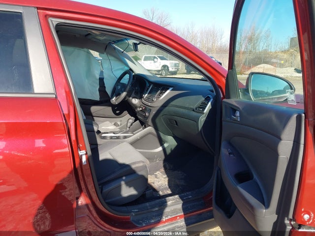 Продаж на аукціоні авто 2018 Hyundai Tucson Se, vin: KM8J23A47JU808059, номер лоту: 44900056