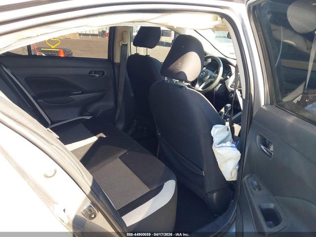 44900059 :رقم المزاد ، 3N1CN8EV9ML867202 vin ، 2021 Nissan Versa Sv Xtronic Cvt مزاد بيع