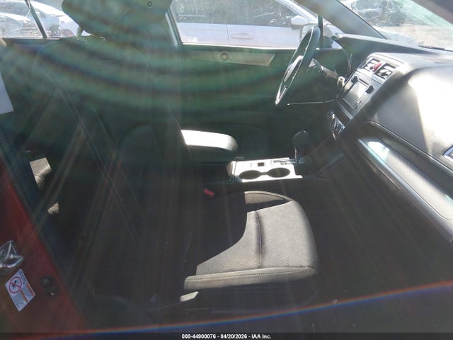 2015 Subaru Legacy 2.5i მანქანა იყიდება აუქციონზე, vin: 4S3BNAA64F3015868, აუქციონის ნომერი: 44900076