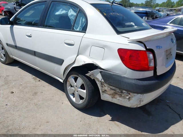 2007 Kia Rio Sx მანქანა იყიდება აუქციონზე, vin: KNADE123576252623, აუქციონის ნომერი: 44900098
