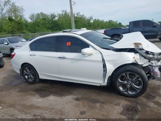 Продажа на аукционе авто 2015 Honda Accord Ex-l V-6, vin: 1HGCR3F81FA015659, номер лота: 44900108