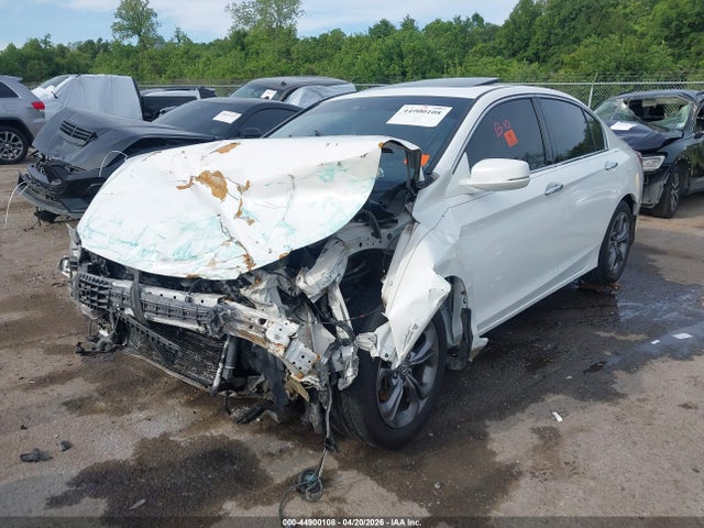 Продажа на аукционе авто 2015 Honda Accord Ex-l V-6, vin: 1HGCR3F81FA015659, номер лота: 44900108