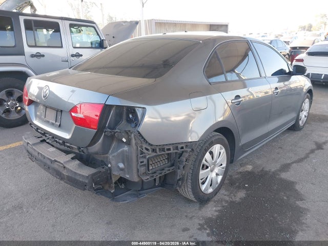 44900119 :رقم المزاد ، 3VW2K7AJ8BM117857 vin ، 2011 Volkswagen Jetta 2.0l S مزاد بيع