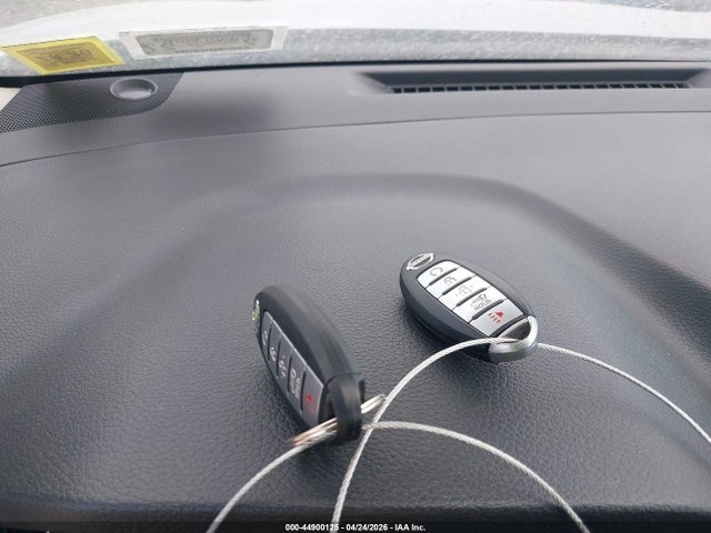44900125 :رقم المزاد ، KNMAT2MTXJP572004 vin ، 2018 Nissan Rogue Sv مزاد بيع
