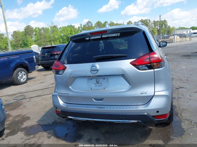 44900125 :رقم المزاد ، KNMAT2MTXJP572004 vin ، 2018 Nissan Rogue Sv مزاد بيع