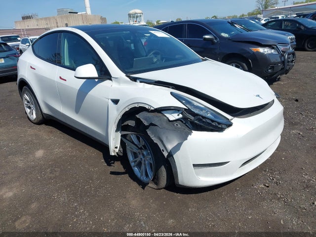 Aukcja sprzedaży 2022 Tesla Model Y Long Range Dual Motor All-wheel Drive, vin: 7SAYGDEE4NF321061, numer aukcji: 44900150