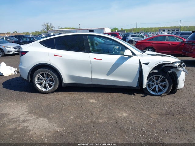 44900150 :رقم المزاد ، 7SAYGDEE4NF321061 vin ، 2022 Tesla Model Y Long Range Dual Motor All-wheel Drive مزاد بيع