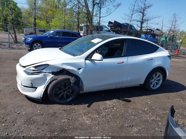 44900150 :رقم المزاد ، 7SAYGDEE4NF321061 vin ، 2022 Tesla Model Y Long Range Dual Motor All-wheel Drive مزاد بيع