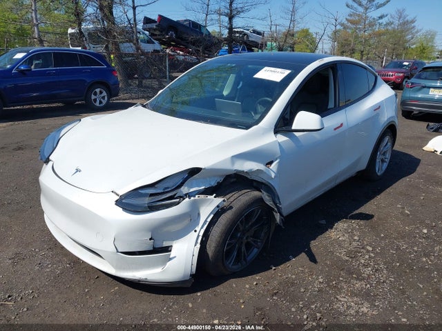 44900150 :رقم المزاد ، 7SAYGDEE4NF321061 vin ، 2022 Tesla Model Y Long Range Dual Motor All-wheel Drive مزاد بيع