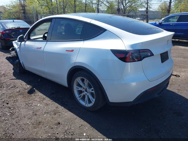 44900150 :رقم المزاد ، 7SAYGDEE4NF321061 vin ، 2022 Tesla Model Y Long Range Dual Motor All-wheel Drive مزاد بيع