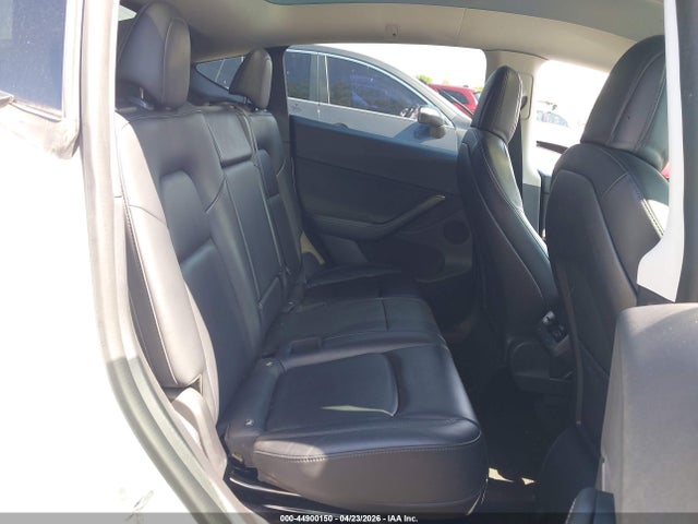 44900150 :رقم المزاد ، 7SAYGDEE4NF321061 vin ، 2022 Tesla Model Y Long Range Dual Motor All-wheel Drive مزاد بيع