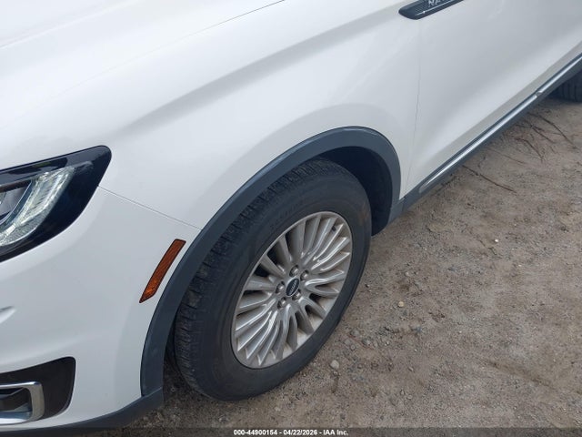 2LMPJ8J9XLBL31498 Lincoln Nautilus Standard