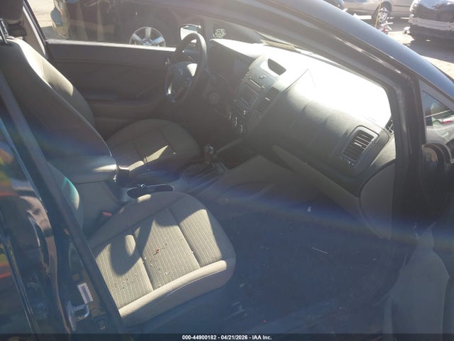 44900182 :رقم المزاد ، KNAFX4A64E5211127 vin ، 2014 Kia Forte Lx مزاد بيع