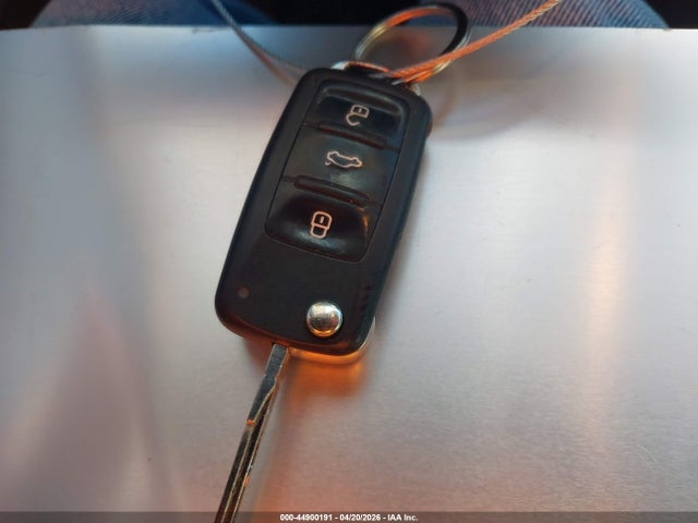 Продаж на аукціоні авто 2013 Volkswagen Passat 2.0l Tdi Se, vin: 1VWBN7A35DC107655, номер лоту: 44900191