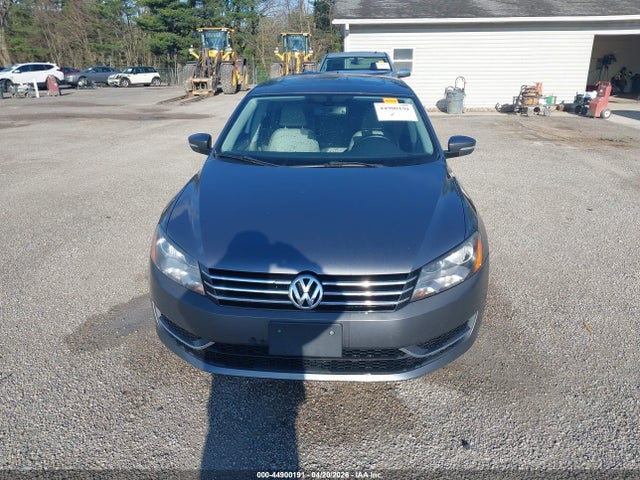 Продаж на аукціоні авто 2013 Volkswagen Passat 2.0l Tdi Se, vin: 1VWBN7A35DC107655, номер лоту: 44900191