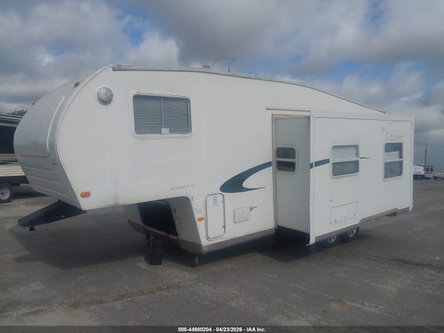 44900204 :رقم المزاد ، 4X4FFLZ246D811178 vin ، 2006 Forest River Wildwood  La Fifth Wheel مزاد بيع