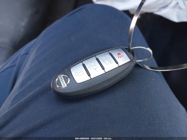 2021 Nissan Versa Sv Xtronic Cvt მანქანა იყიდება აუქციონზე, vin: 3N1CN8EVXML892173, აუქციონის ნომერი: 44900205
