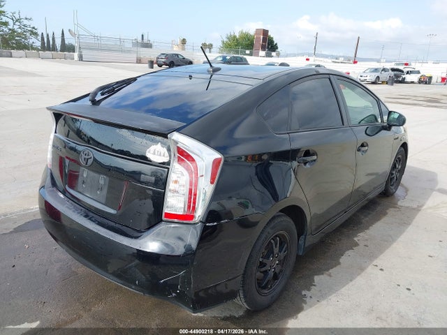 2015 TOYOTA PRIUS JTDKN3DU5F0429507 Photo 3