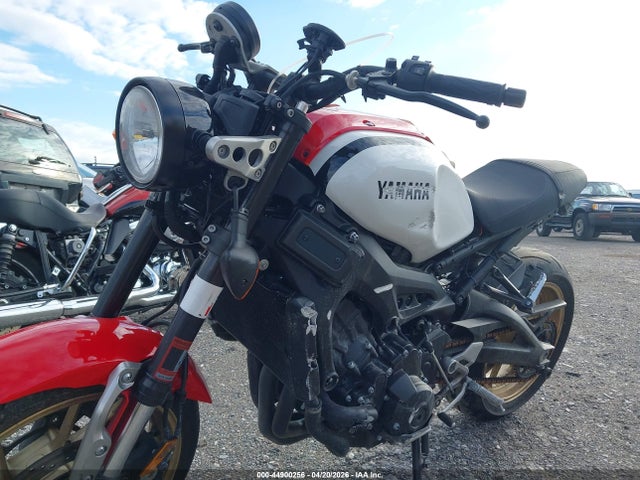 44900256 :رقم المزاد ، JYARN47EXMA003081 vin ، 2021 Yamaha Xsr900 مزاد بيع