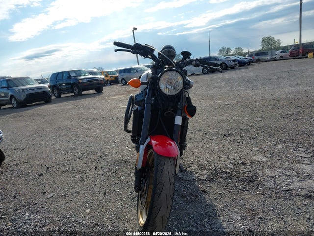 44900256 :رقم المزاد ، JYARN47EXMA003081 vin ، 2021 Yamaha Xsr900 مزاد بيع