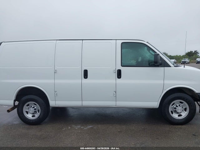 1GCWGAFG7J1315759 Chevrolet Express 2500 Work Van