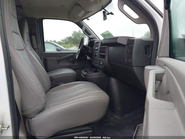 1GCWGAFG7J1315759 Chevrolet Express 2500 Work Van