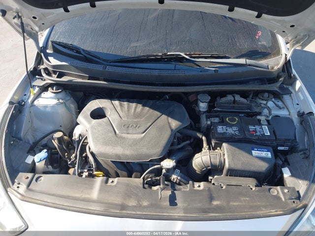 44900282 :رقم المزاد ، KMHCT5AE8HU338547 vin ، 2017 Hyundai Accent Se مزاد بيع