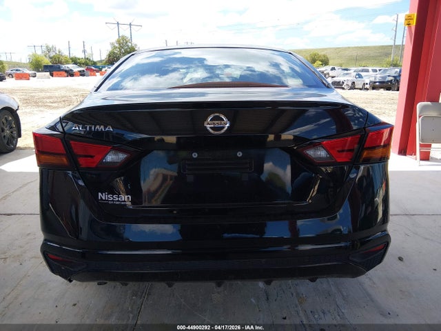 44900292 :رقم المزاد ، 1N4BL4BV8NN385002 vin ، 2022 Nissan Altima S Fwd مزاد بيع